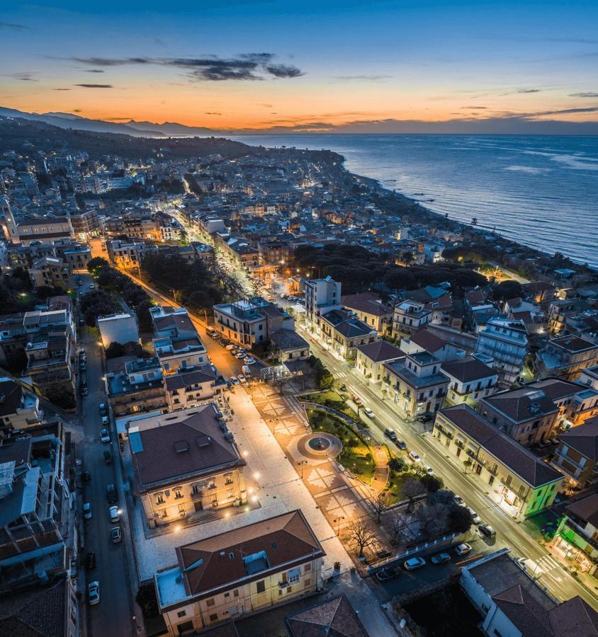 Gali Holidays Casa Vacanze Acquedolci Bagian luar foto